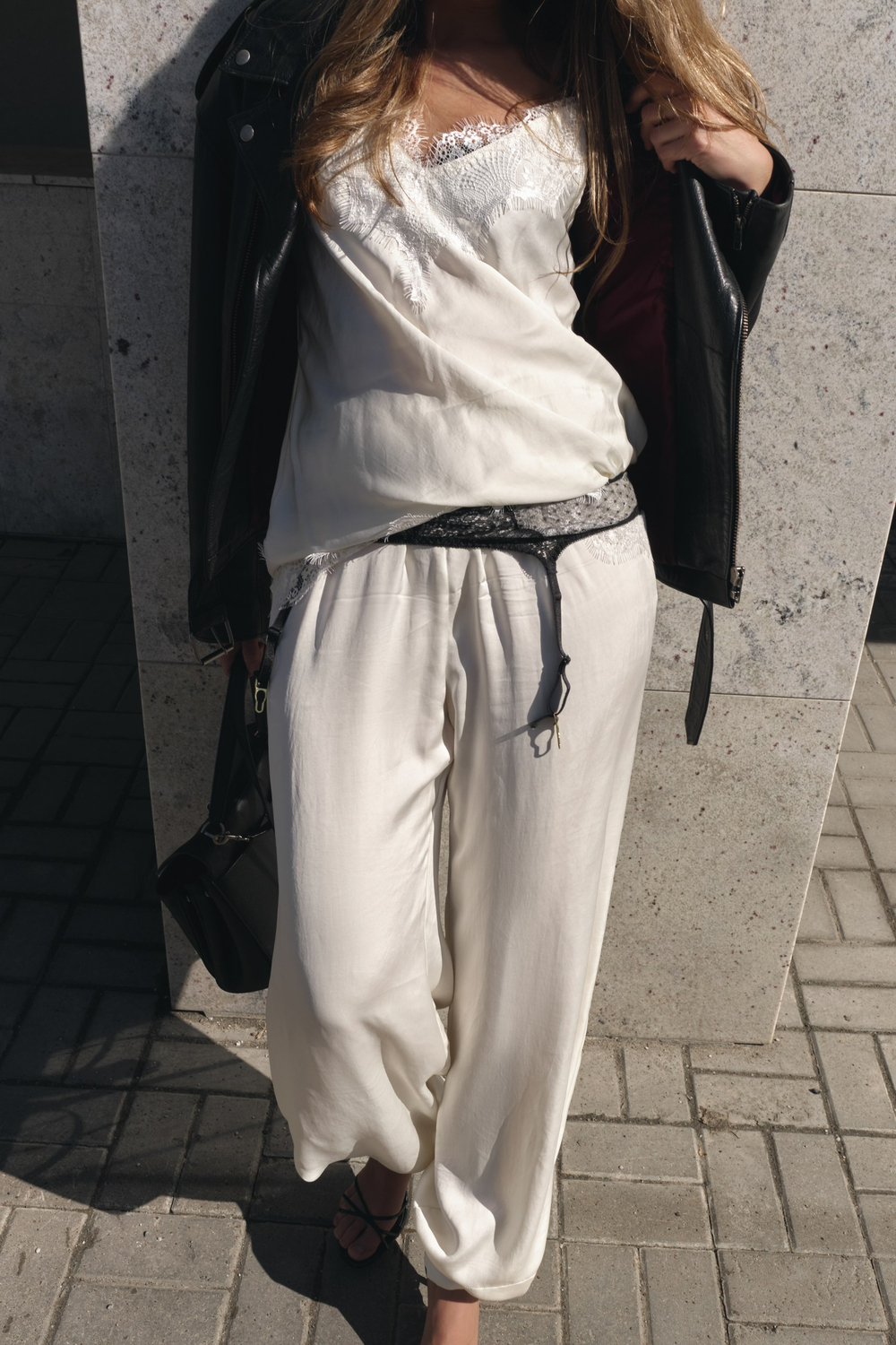 Топ с кружевом milk