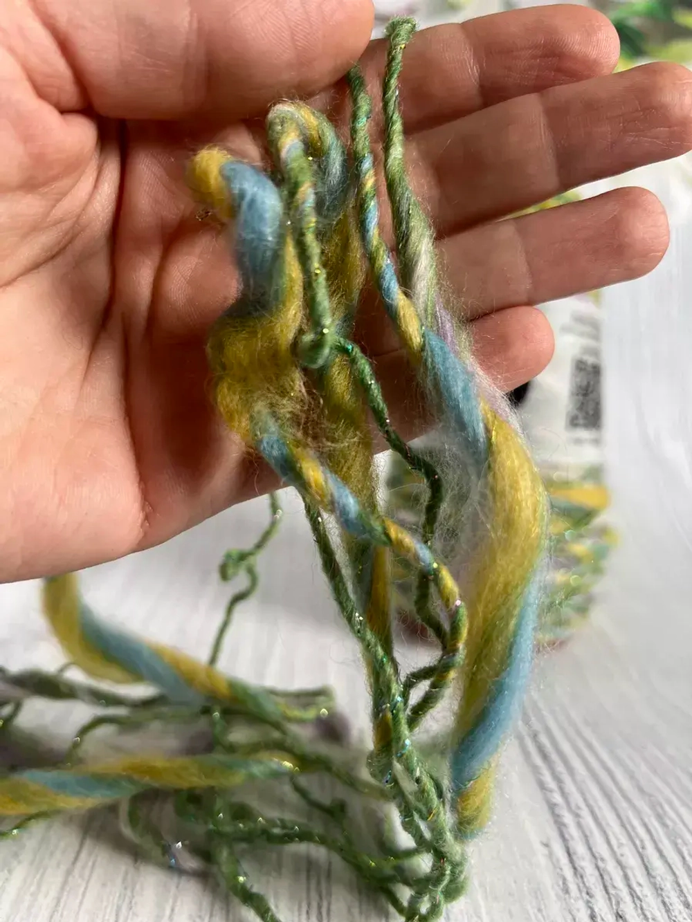 Трикотажная пряжа для вязания MORELINO толстая шишибрики