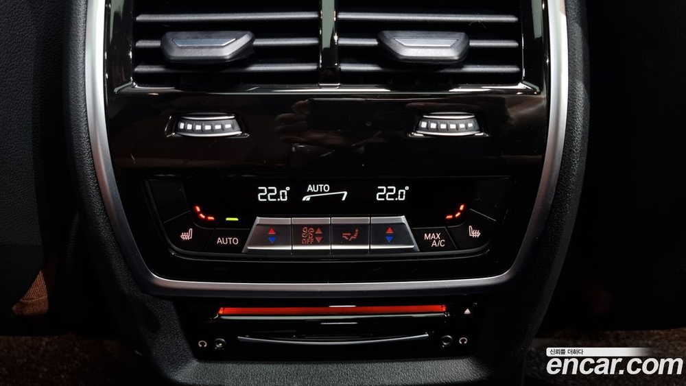 BMW X7 (G07) xDrive 40i M Sports 6-и местный (06.2021)