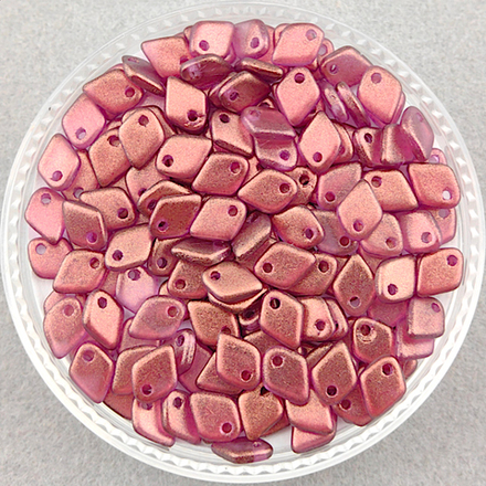 Бусины Dragon Scale 1,5x5 мм, цвет Персидский розовый (Crystal GT Persian Pink)