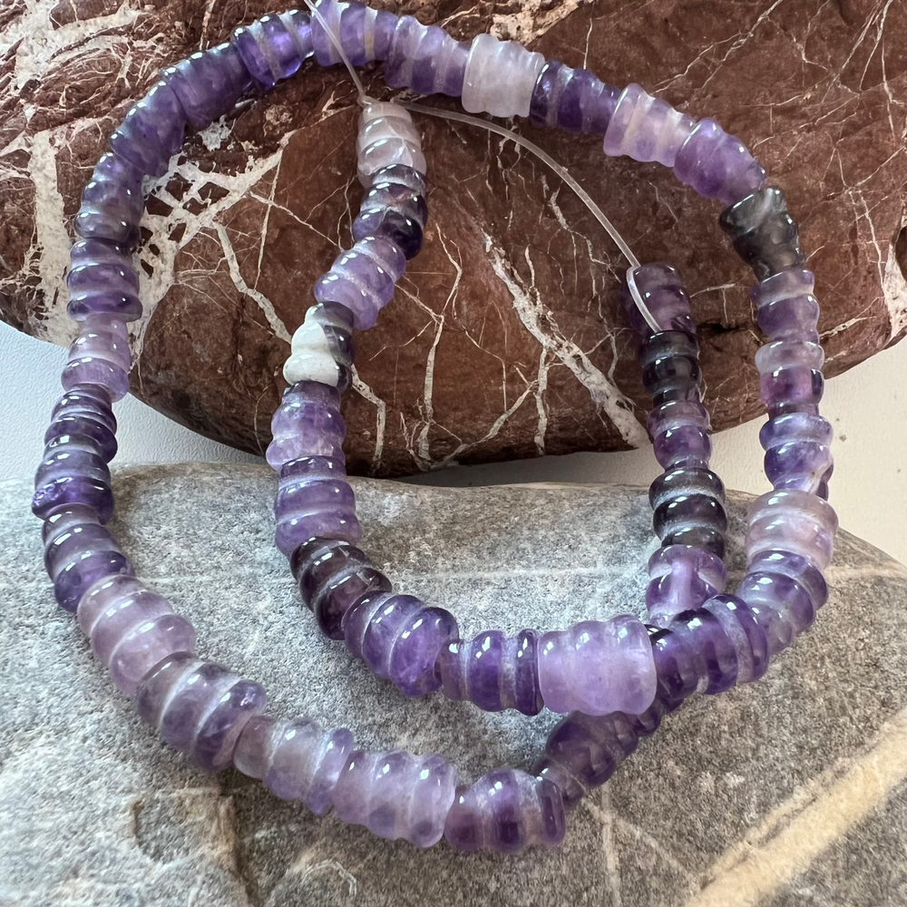 Аметист. Камни для изделий на заказ. Цена зависит от вида заказанного изделия