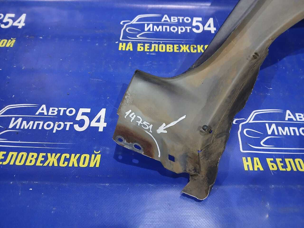 Крыло переднее левое MAZDA DEMIO 1996-1999