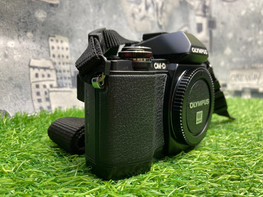 Olympus OM-D E-M10 1500 кадров