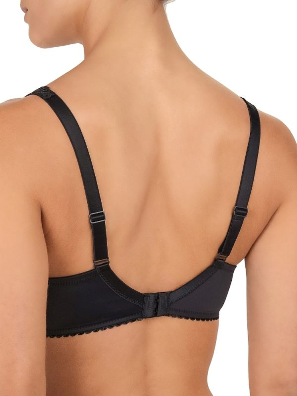 Бюстгальтер с мягкими чашками, украшенными орнаментальной вышивкой (Размер: 75C) (Цвет: молочный)