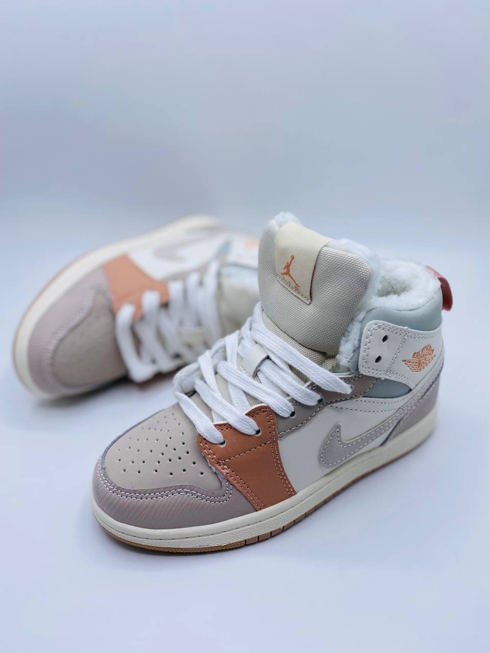 Кроссовки для девочек Nike Air Jordan