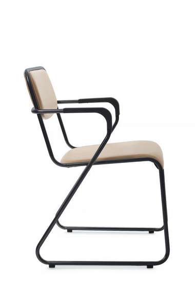 Кресло Nix Plus RCH OMKL-04B Бежевый/Металл Черный