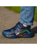 Кроссовки для мальчика легкие