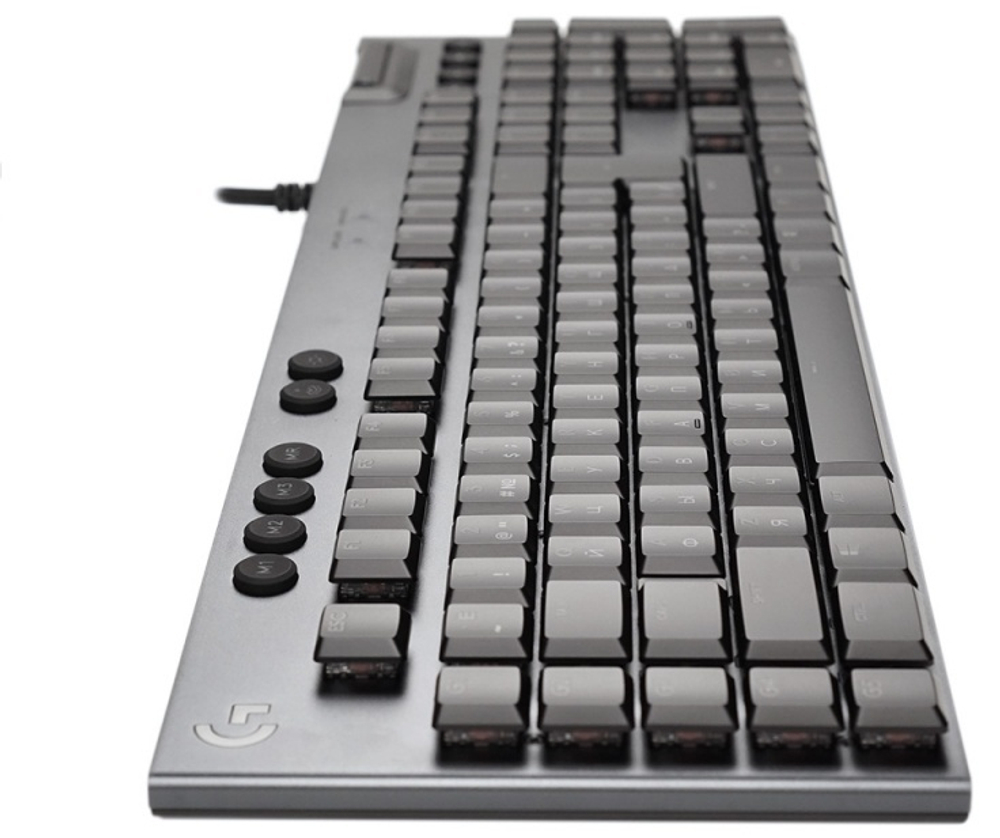 Клавиатура Logitech G815 Lightsync 920-009007 черный