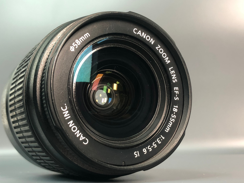 Canon 600D Kit 18-55mm 3.5-5.6 IS STM 17.000 кадров