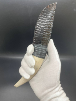 Обсидиановый нож с рукояткой из рога оленя с рисунком Лошади 21 см