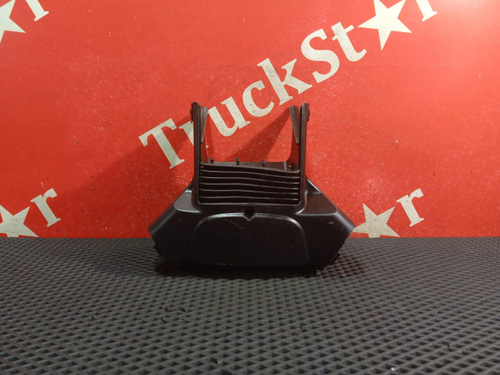 Кожух рулевой колонки верхний.