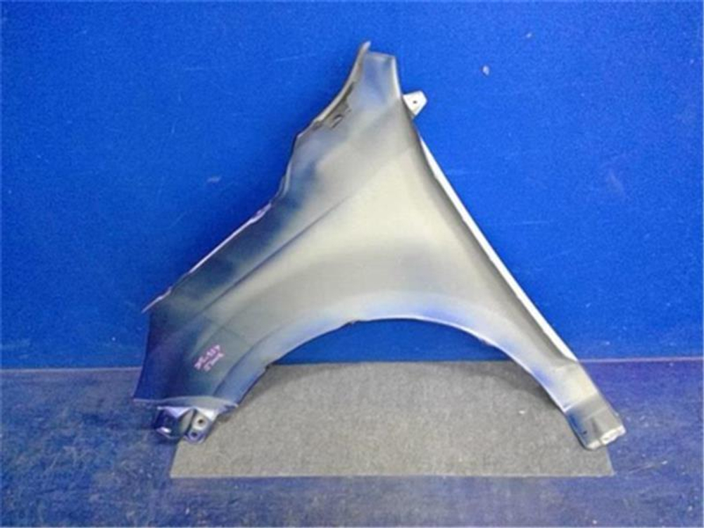 крыло переднее правое Toyota Rush J200E J210G