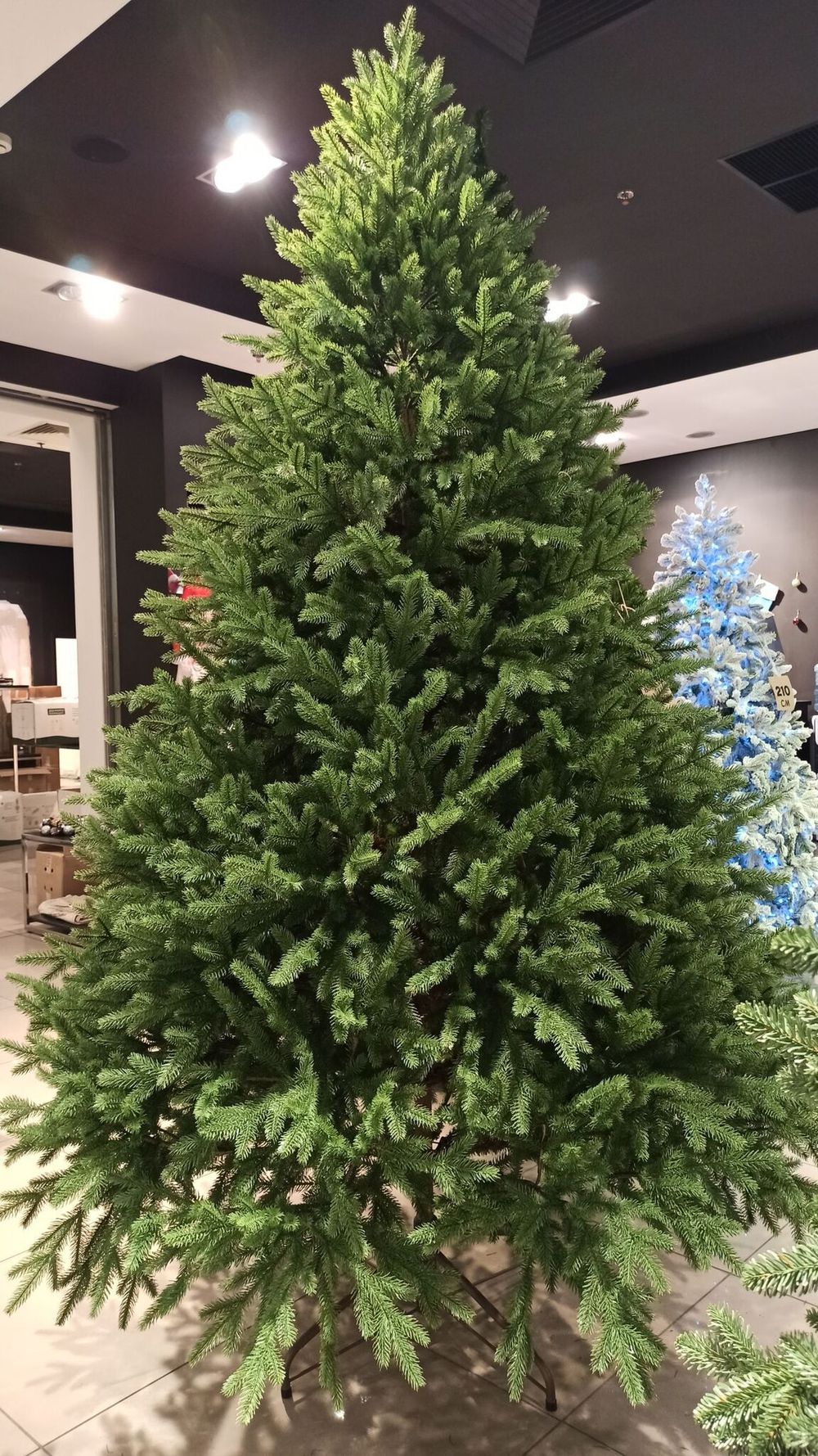 Искусственная ель «Берген» (Литая хвоя) 150 см / 1.5 м