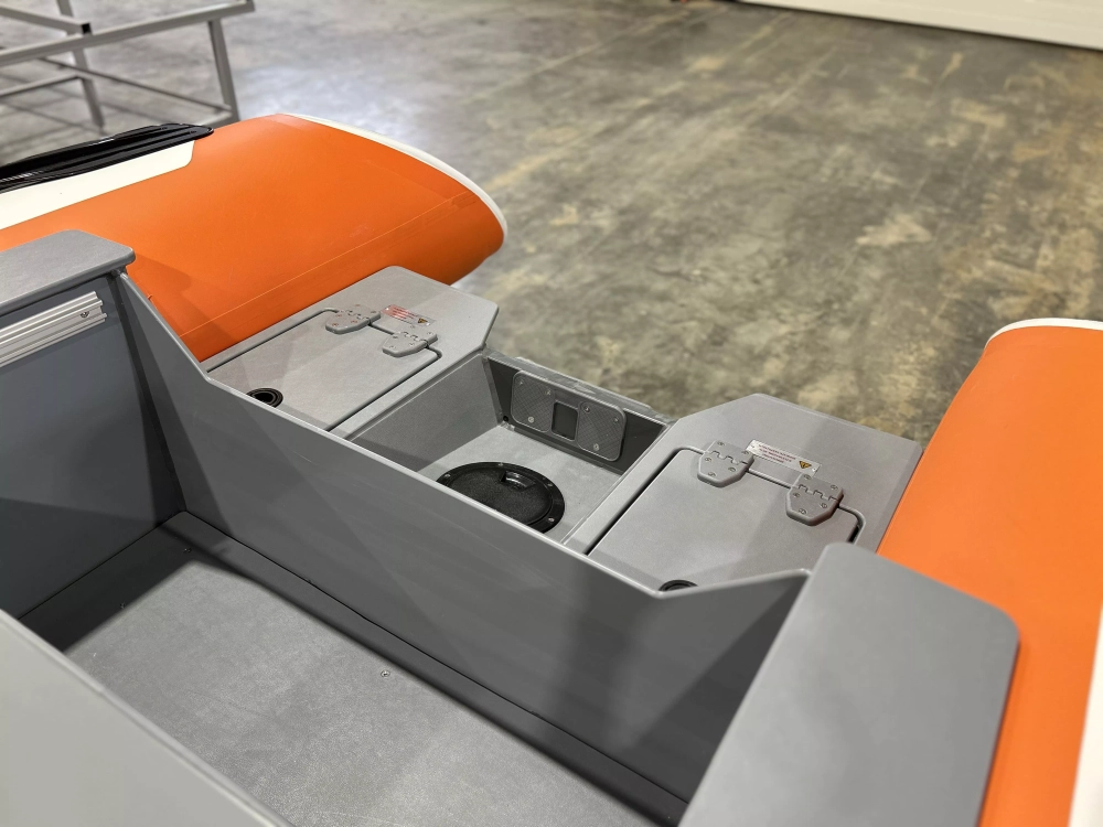 Моторная лодка РИБ Gelium 4300 (высокий борт, пластиковый конус)