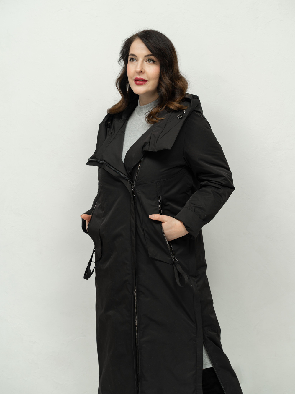 пальто стеганое демисезонное женское с капюшоном удлиненное