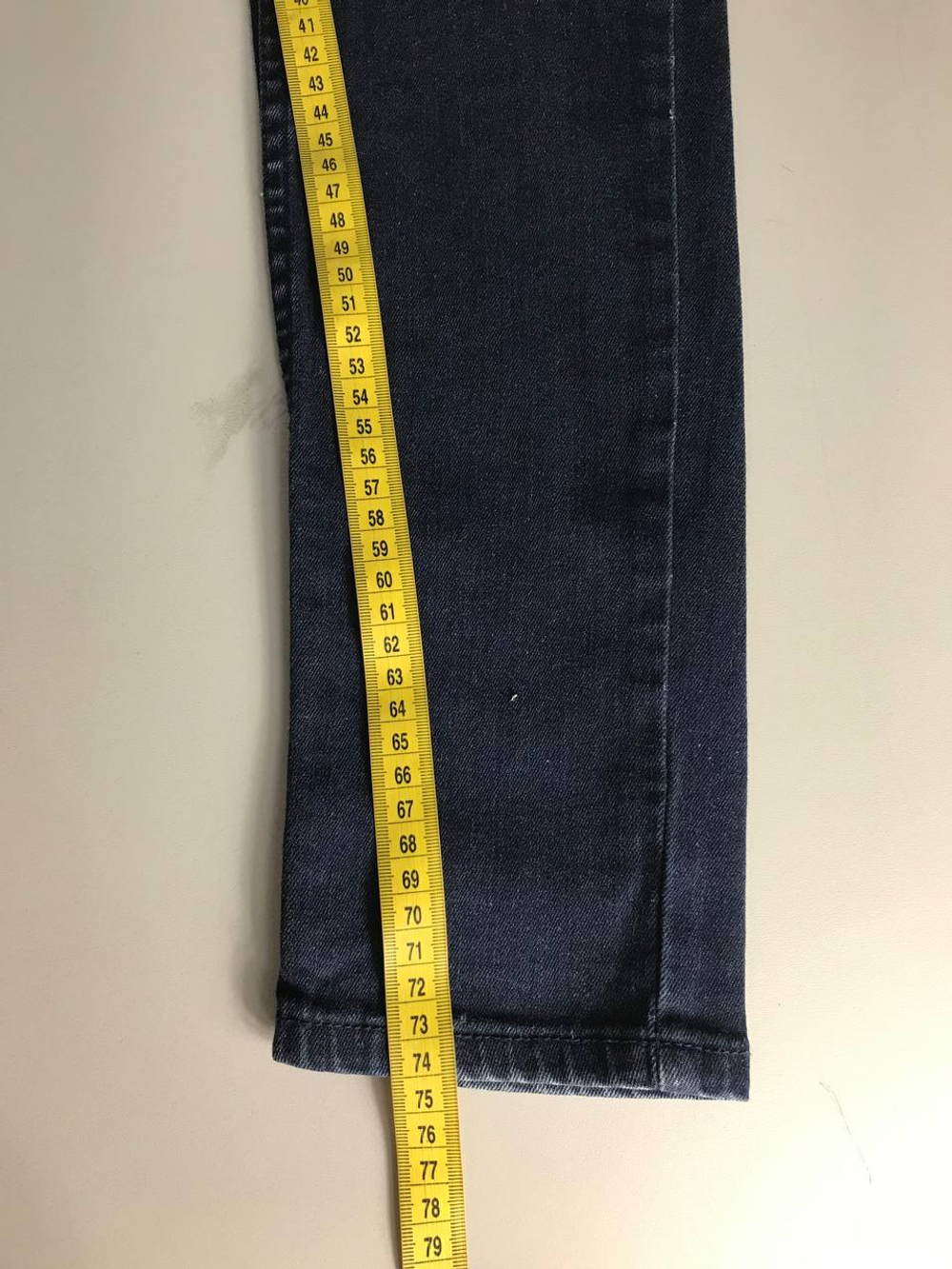 Джинсы Marks&Spencer обтягивающего кроя, маркировка 8, визуально на 42 размер