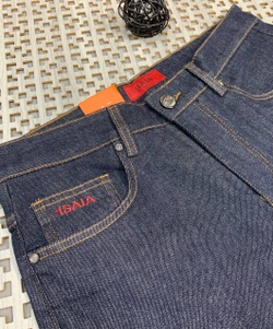 Джинсы Isaia