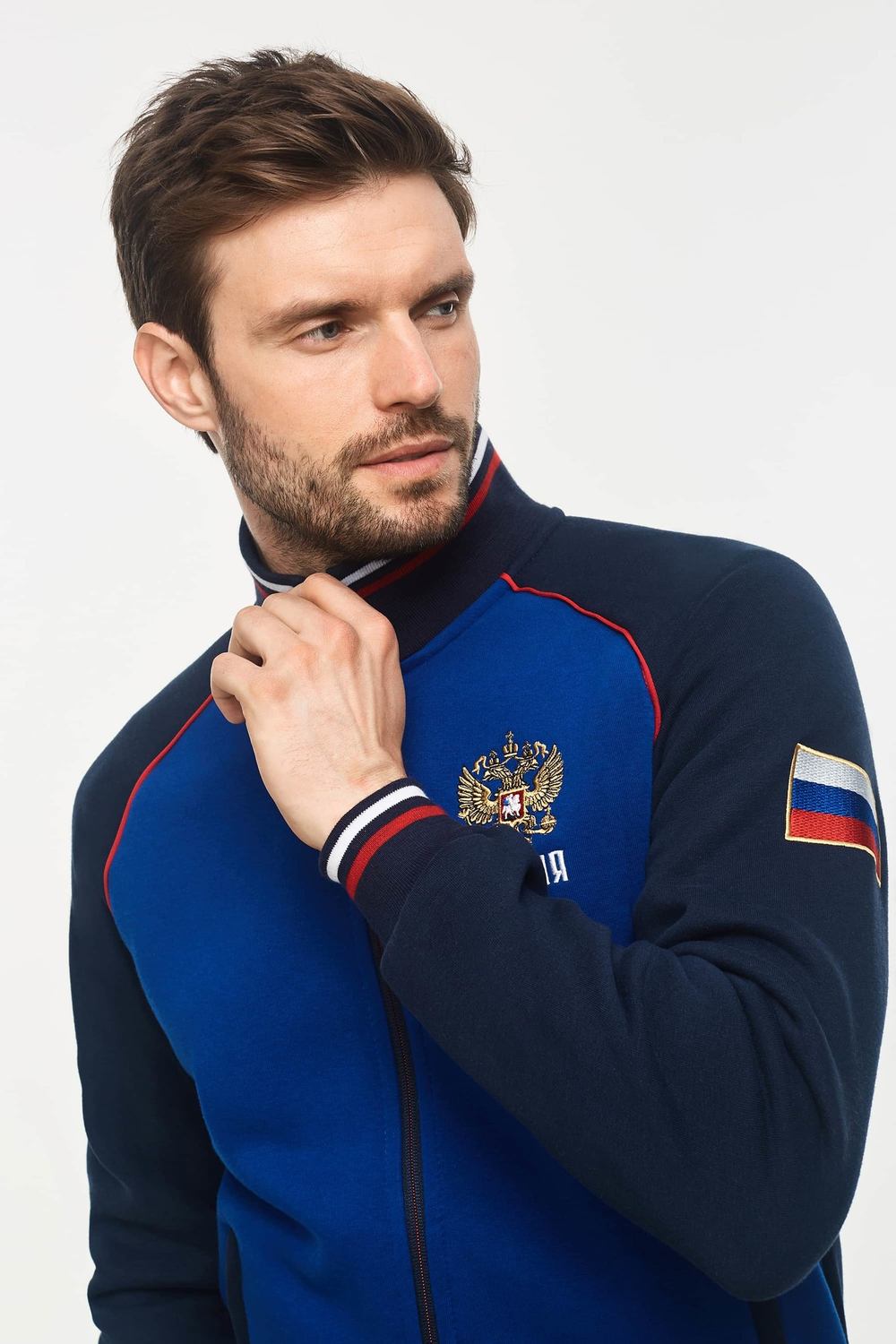 Спортивный костюм Россия вышивка флага