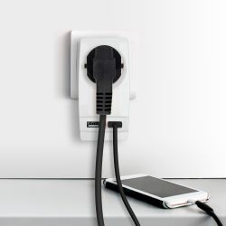 Разветвитель электрический ЭРА SP-1e-USB-W на 1 розетку + 2 USB с заземлением 16А белый