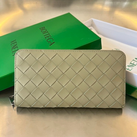 Bottega Veneta Zip Around Wallet