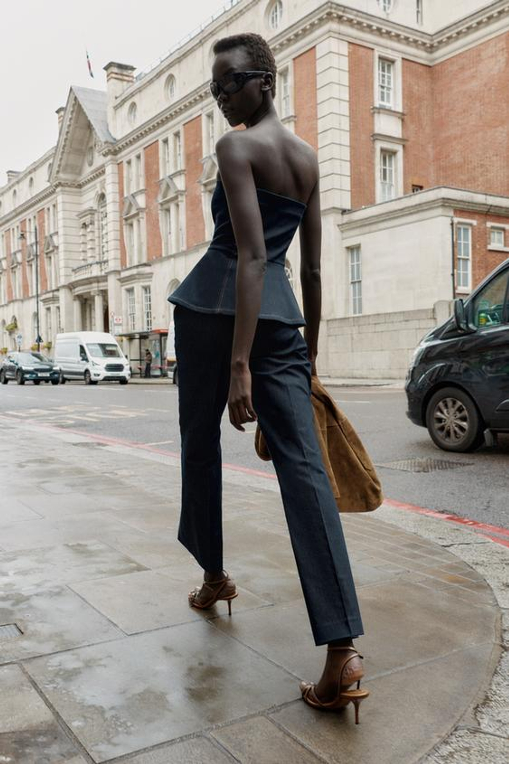 ZARA БРЮКИ С КОНТРАСТНОЙ СТРОЧКОЙ, ИНДИГО