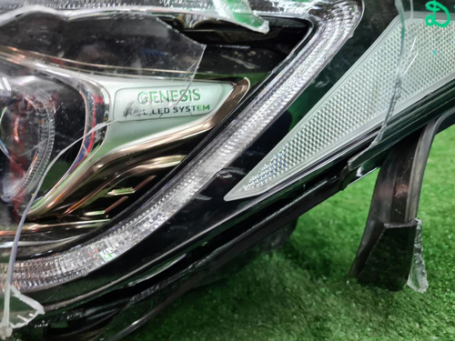 Битая Фара левая Genesis G80 (2016-2020) LED