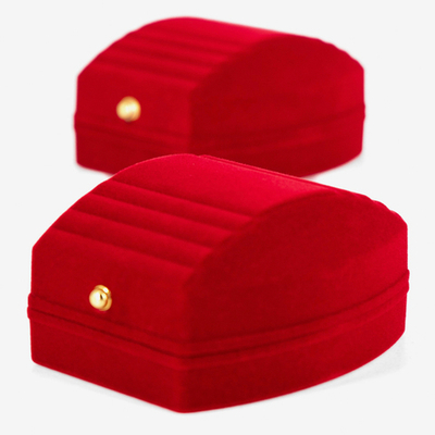 Футляр флокированный с кнопочкой, серия "Романтика"