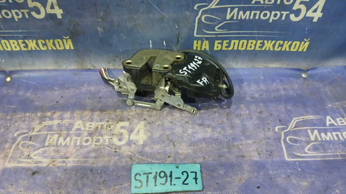 Замок двери передней правой TOYOTA CORONA 1995