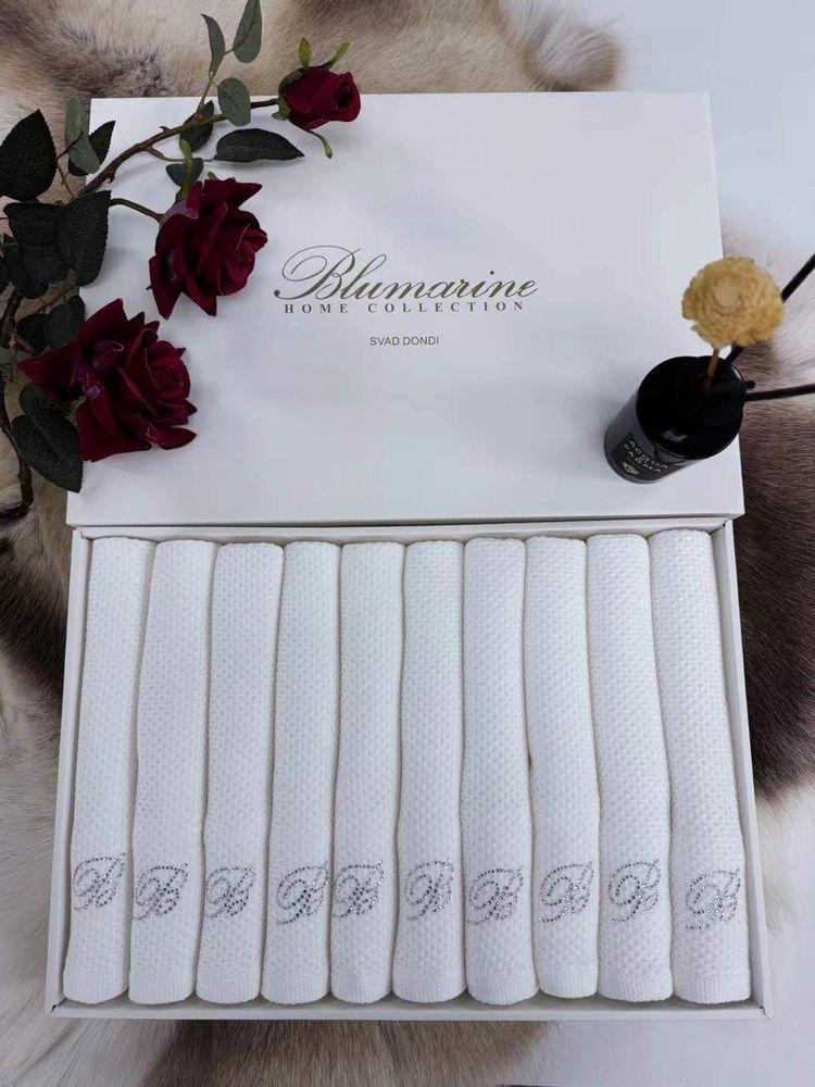 Скатерть Blumarine Home 180x260 см