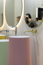 Boheme Смеситель для умывальника из стены, Uno. Matt Gold