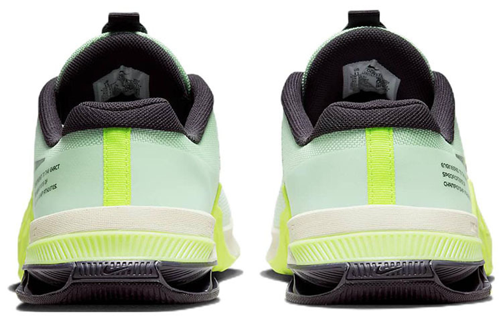 Кроссовки Nike Metcon 8 Flyease