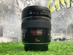 Canon EF 20mm 2.8 USM