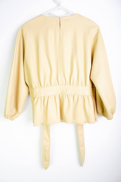 Кофта Mango из эко кожи, маркировка XS, визуально 42 размер