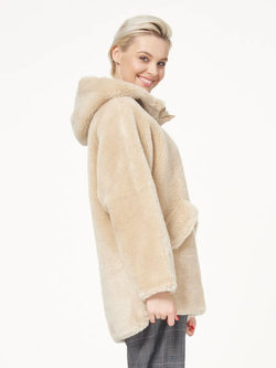 Шуба из шерсти чебурашка тедди, бежевая, SilverFox