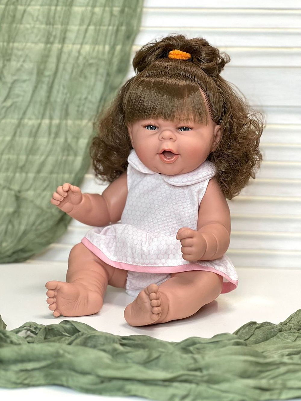 Кукла Manolo Dolls виниловая Thais 45см в пакете (8309)