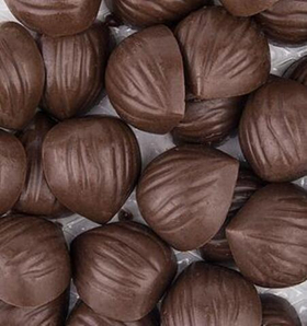 Фундук из шоколадной глазури 100 гр.