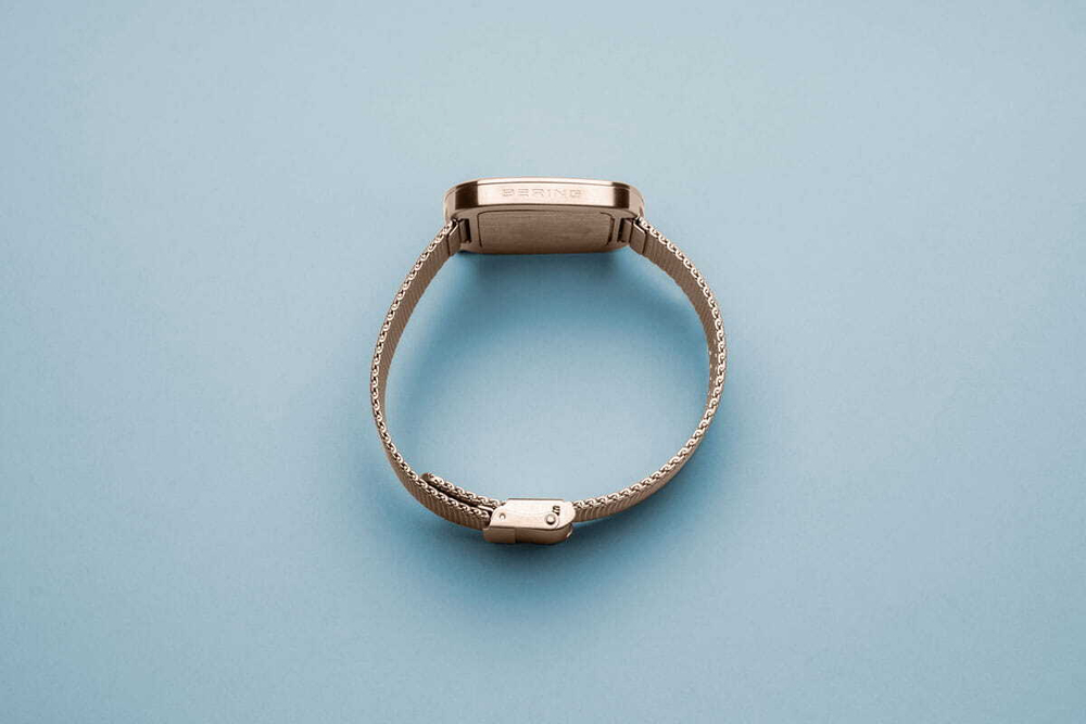 Наручные часы Bering 18040-364