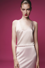 Шелковый топ с глубоким вырезом