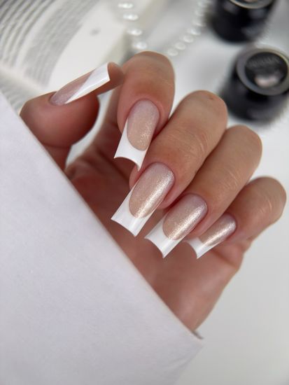 Жидкий бескислотный гель Enigmanic SMART gel 07 15 мл.