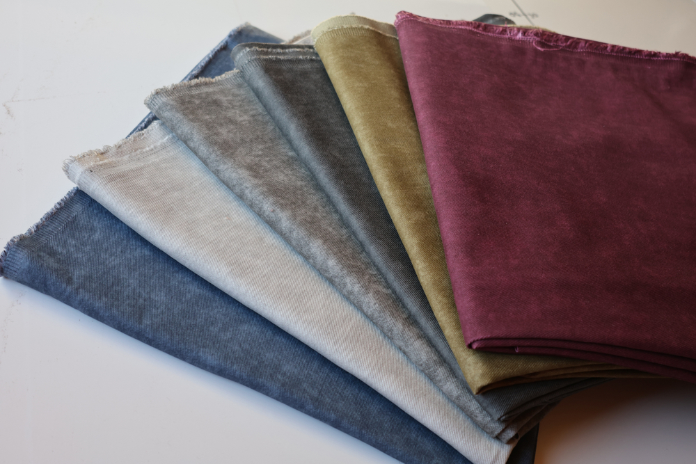 ГРАФИТ - Хлопок твил ВАРЕНКА с ВЕЛЮР-ЭФФЕКТОМ (1362 Евгения)