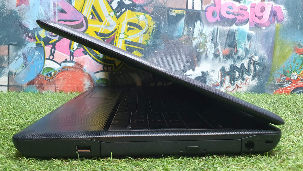 Ноутбук Toshiba i5/4Gb/315M 1Gb