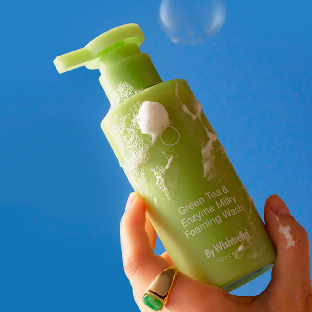 Энзимное средство для умывания с зелёным чаем By Wishtrend Green Tea & Enzyme Milky Foaming Wash