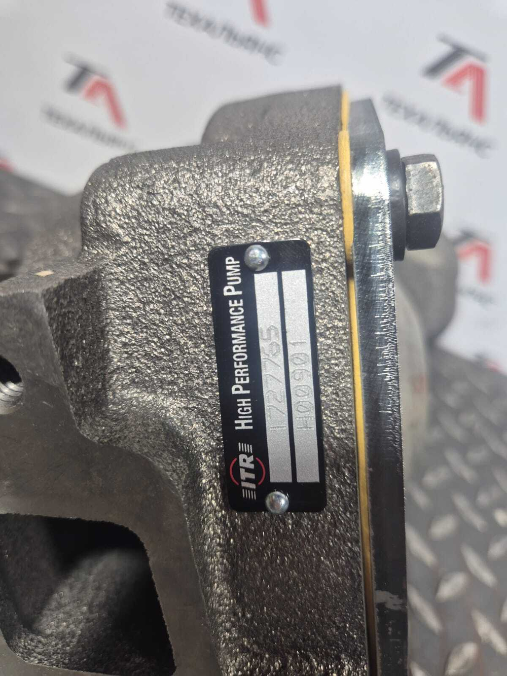 Водяная помпа 172-7765