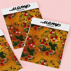 Ткань флис земляника с цветочками