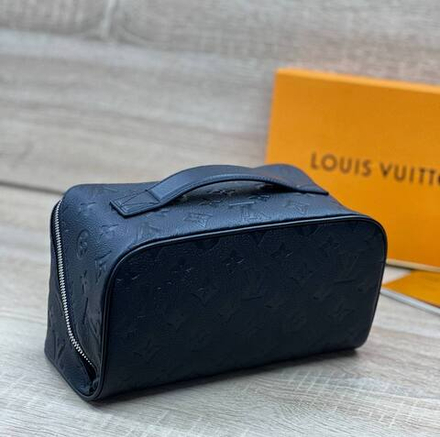 Несессер Louis Vuitton