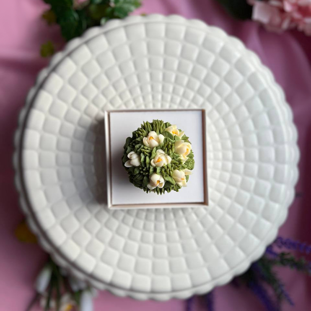 Шоколадный горшочек "Нежный букет"