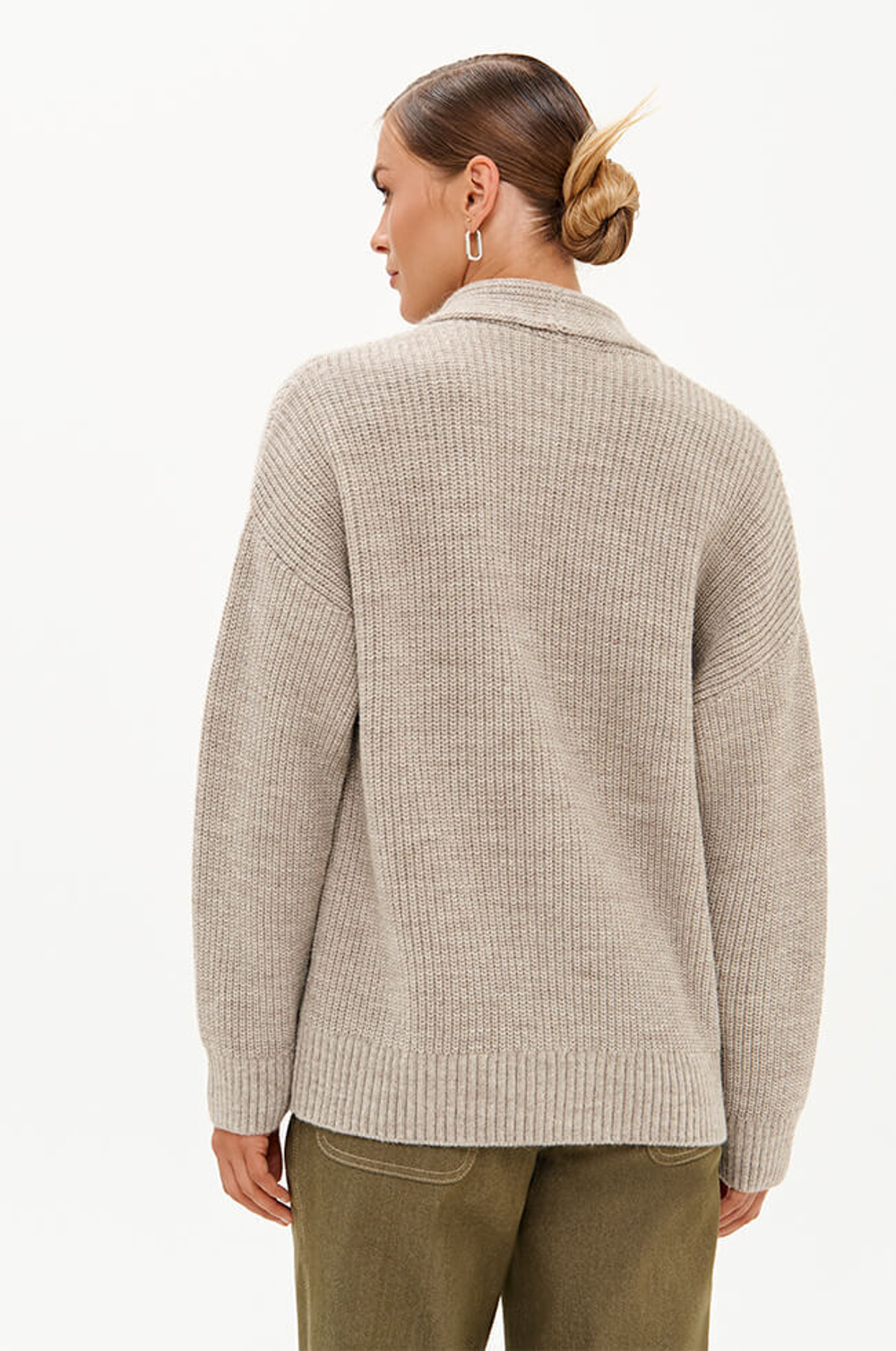 1948 Кардиган женский (бежевый)