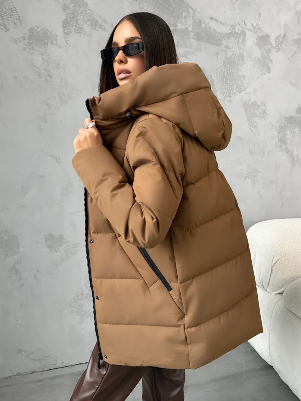 Куртка весенняя удлиненная с капюшоном