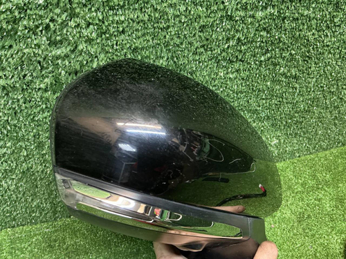 Зеркало правое Toyota Camry xv70 (17-24) 17 конт.