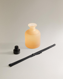 Zara Home SILK PEONY REED DIFFUSERS — ароматический диффузор с тростниковыми палочками, Шелковый Пион, 230 мл